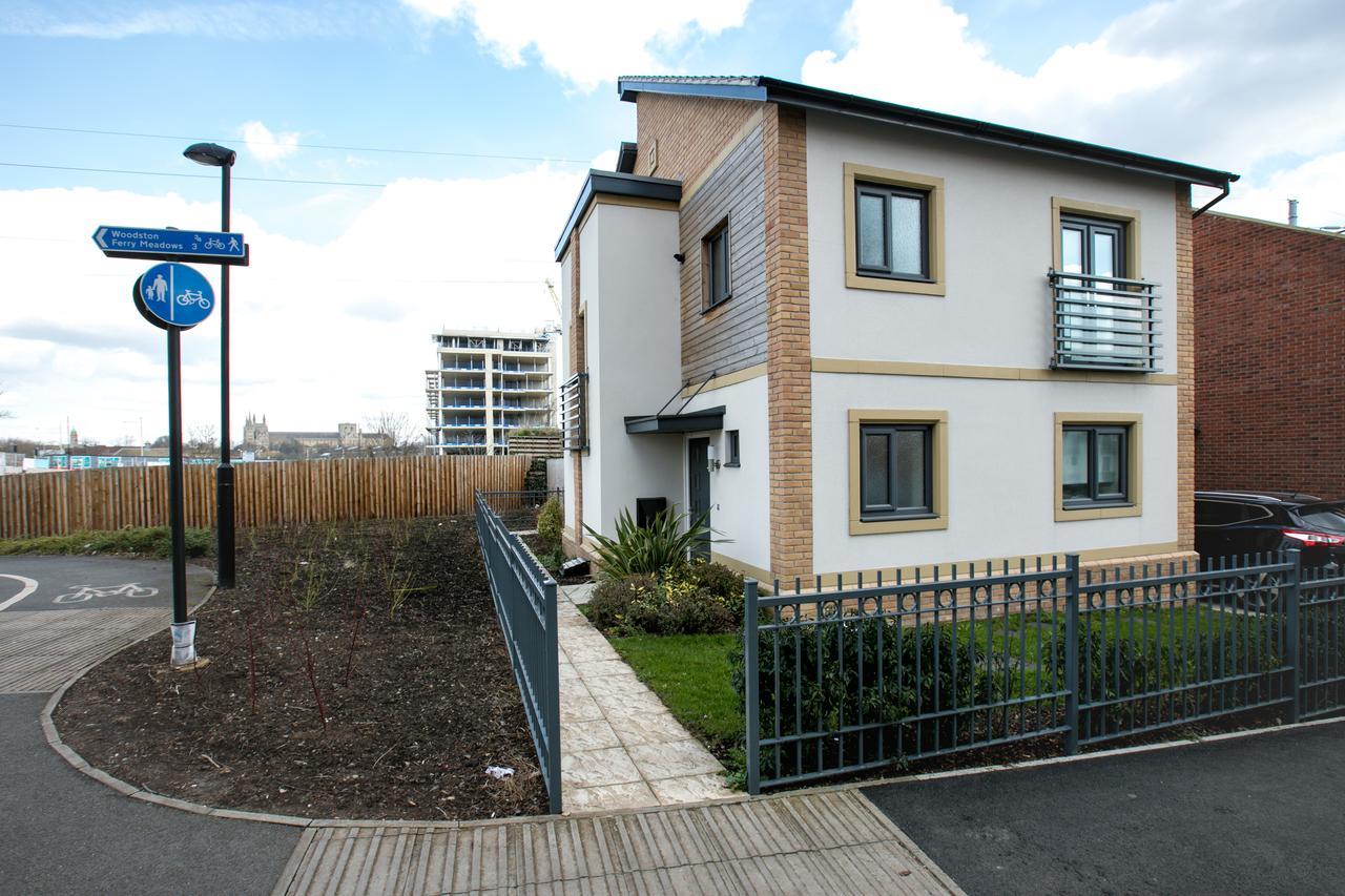 Kvm - Quayside House Villa Peterborough Luaran gambar