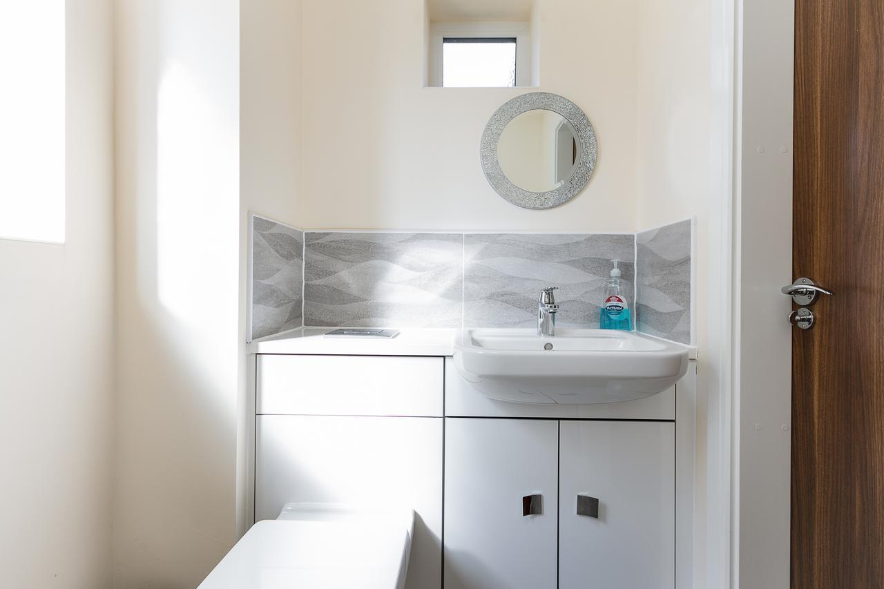 Kvm - Quayside House Villa Peterborough Luaran gambar