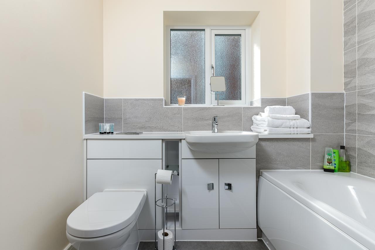 Kvm - Quayside House Villa Peterborough Luaran gambar